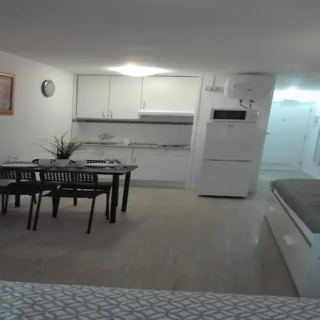 Live Batayola Lägenhet *